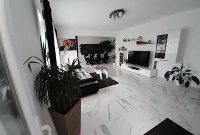 Casă individuală cu 4 camere cu Teren 325 Mp în Sântandrei - 1