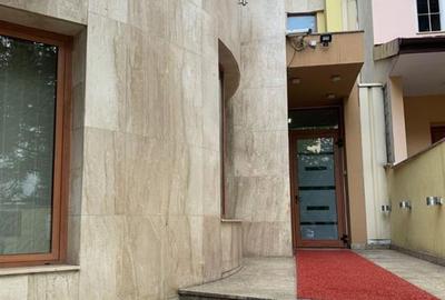 Duplex cu 15 camere cu Canalizare în Aviatorilor - 2