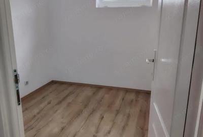 Apartament cu 3 camere semidecomandat în Dâmbovița - 3