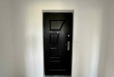 Apartament cu 4 camere semidecomandat în Micro 16 - 14