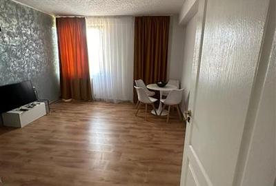 Apartament cu 3 camere decomandat în Tribunal - 1