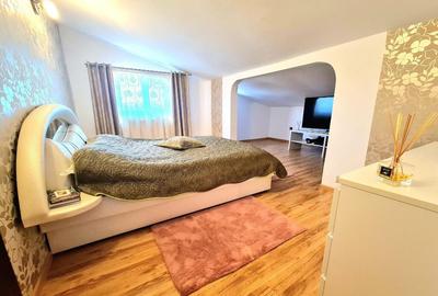 Casă cu 4 camere cu Teren 300 Mp în Chercea