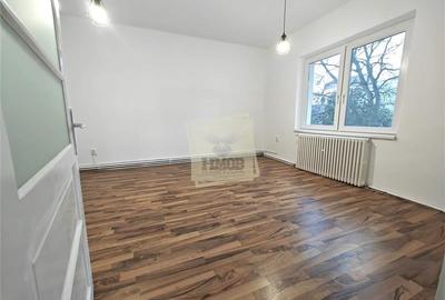 Spatiu modern si generos de birouri cu 5 locuri de parcare zona Calea Dumbravii - 1