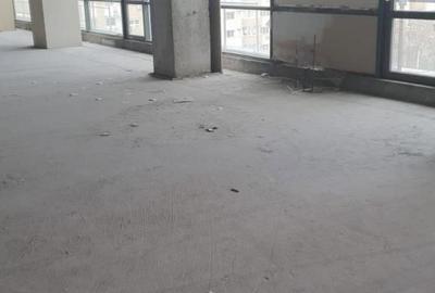 Spațiu comercial, de 1,000 mp, în Drumul Taberei - 8