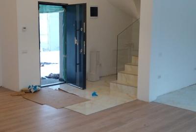 Casă cu 4 camere cu Canalizare în Drumul Taberei - 7