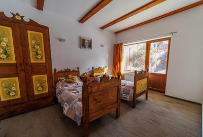 Casă cu 2 camere cu Teren 1215 Mp în Turcheș - 5