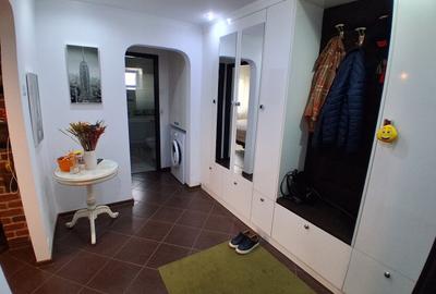 Apartament cu 2 camere decomandat, mobilat în Canta - 15