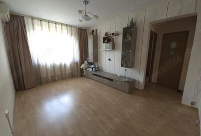Apartament 2 camere - Trivale, complex 2, langa scoala Mircea cel Batran - 52000 (negociabil) - 4