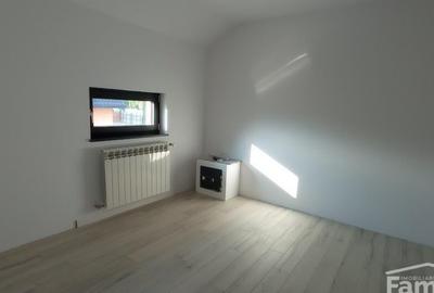 VILA de LUX in Burdujeni - 11