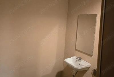 Spațiu comercial, de 55 mp, în Central - 8