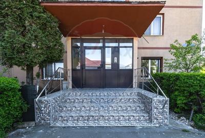 Apartament cu 2 camere decomandat, mobilat în Tractorul - 24