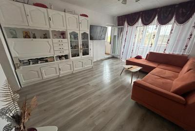 Apartament cu 4 camere decomandat în UMT - 5