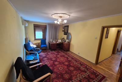 Apartament cu 2 camere decomandat în Drumul Taberei