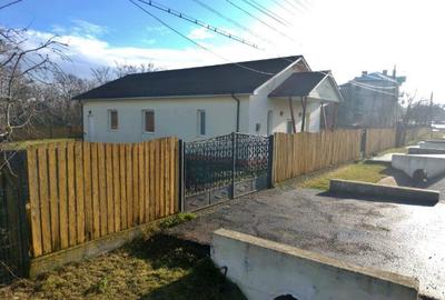 Vand casa in Viișoara, Botoșani, 135mp, construită în 2006, cu 700mp teren - 2