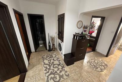 Apartament 3 camere zona Trocadero - 9