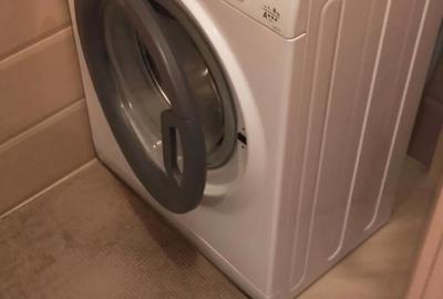 Apartament cu 2 camere decomandat în Tractorul - 4