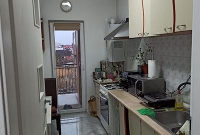 Garsonieră decomandată, mobilată în Central - 11