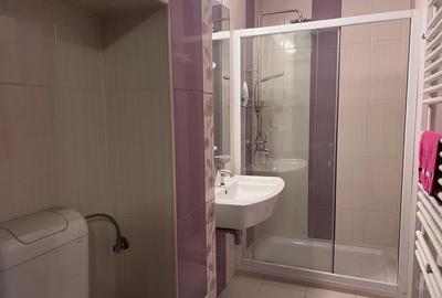 Apartament cu 2 camere decomandat în 22 Decembrie - 9