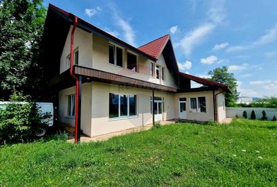 Spa?iu multifunc?ional de inchiriat, 5 km de Piatra Ne...