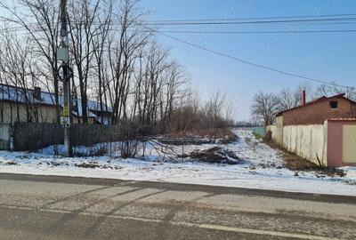 Teren de 4214 mp, în Tomșani - 2