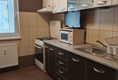 Apartament cu 2 camere decomandat în Decebal - 11
