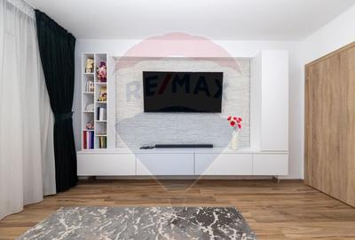 Apartament cu 2 camere decomandat, mobilat în Tractorul - 1