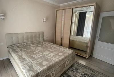 Garsonieră decomandată în Romană - 3