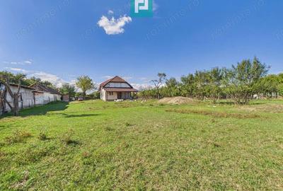 Casa cu panorama spre dealurile ?iriei - 5