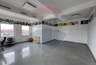 Spațiu comercial, de 30 mp, în Central - 1