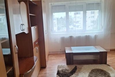 Apartament cu 3 camere decomandat în Calea Aradului - 2