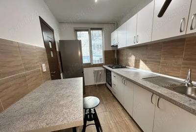 Apartament cu 3 camere semidecomandat, mobilat în Drumul Taberei - 7