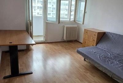 Apartament cu 2 camere decomandat în Alexandru Obregia