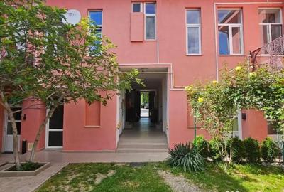 Apartament cu 3 camere decomandat în Spitalul Județean - 14