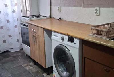 Inchiriez apartament 2 camere - 4