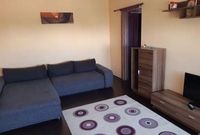 Apartament cu 2 camere semidecomandat în 1 Mai - 1