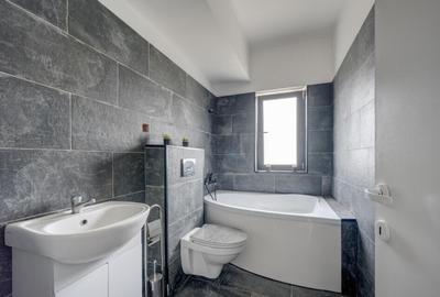 Casa moderna 3 dormitoare,140m2,living generos, loc - 15