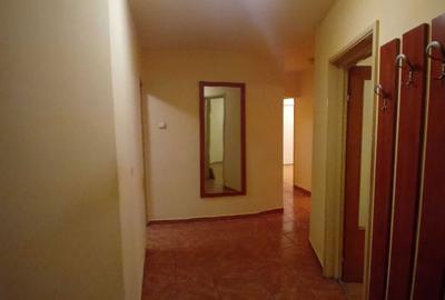 Apartament cu 4 camere decomandat în Tineretului - 2