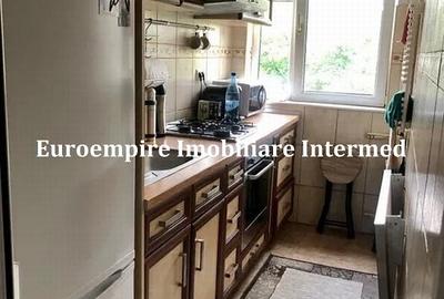 Apartament 4 camere semidecomandate, zona SALVARE - 2