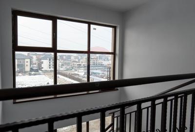 Vanzare apartament 2 camere, decomandat str. Stejarului - Dobroesti - 17