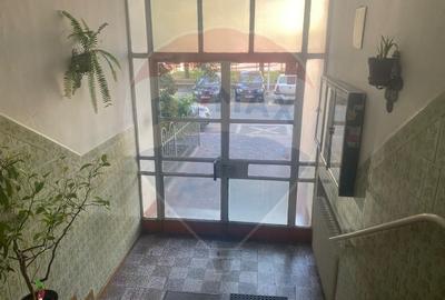 DE VANZARE Apartament cu 2 camere in zona Titan - 30