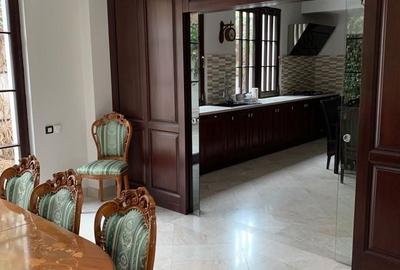 Casă individuală cu 11 camere cu Canalizare în Iancu Nicolae - 2