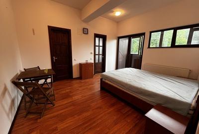 Apartament semidecomandat în Central - 3