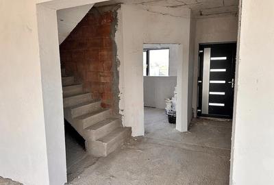 Casă cu 4 camere cu Teren 260 Mp în Central - 4