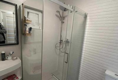 3 camere |  | Gorjului | Metrou Gorjuli - 3