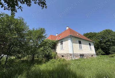 De vanzare Conacul istoric Apor din Zalan, cu teren de 15.691 m - 2