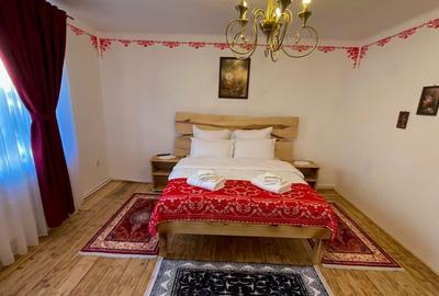 Casă cu 5 camere cu Teren 3900 Mp în Barticești - 1