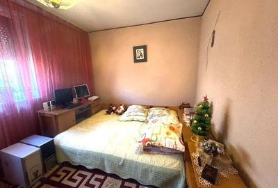 Apartament cu 3 camere semidecomandat în Central - 11