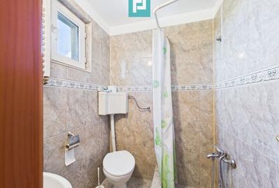 Casă cu 4 camere cu Teren 1300 Mp în Munar - 10