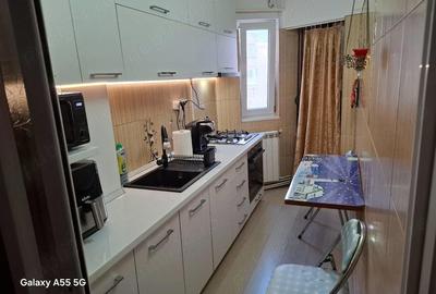 Apartament cu 2 camere semidecomandat în Viziru 1 - 2