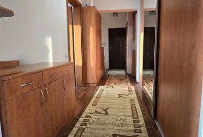 Apartament cu 3 camere decomandat, mobilat în Ozana - 9